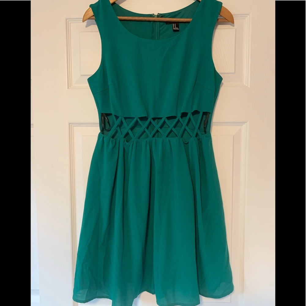 🟣Forever 21 cutout teal dress medium